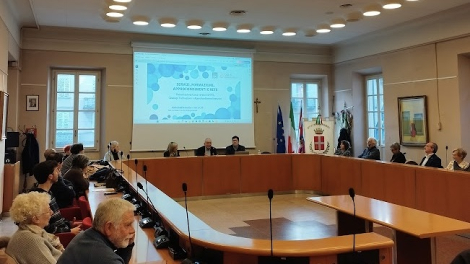 Borgomanero, incontro per il tessuto associativo locale: oltre 25 le presenze